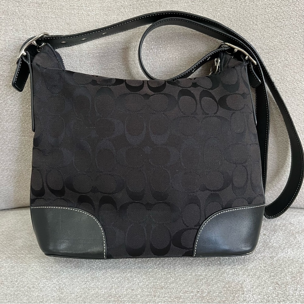 VTG Coach Black Canvas Signature Monogram Crossbody Bag White Stitching K2K-6347 - Picture 3 of 15